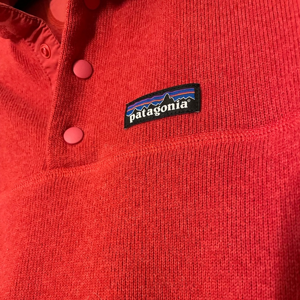 Patagonia Light Red Quarter Snap